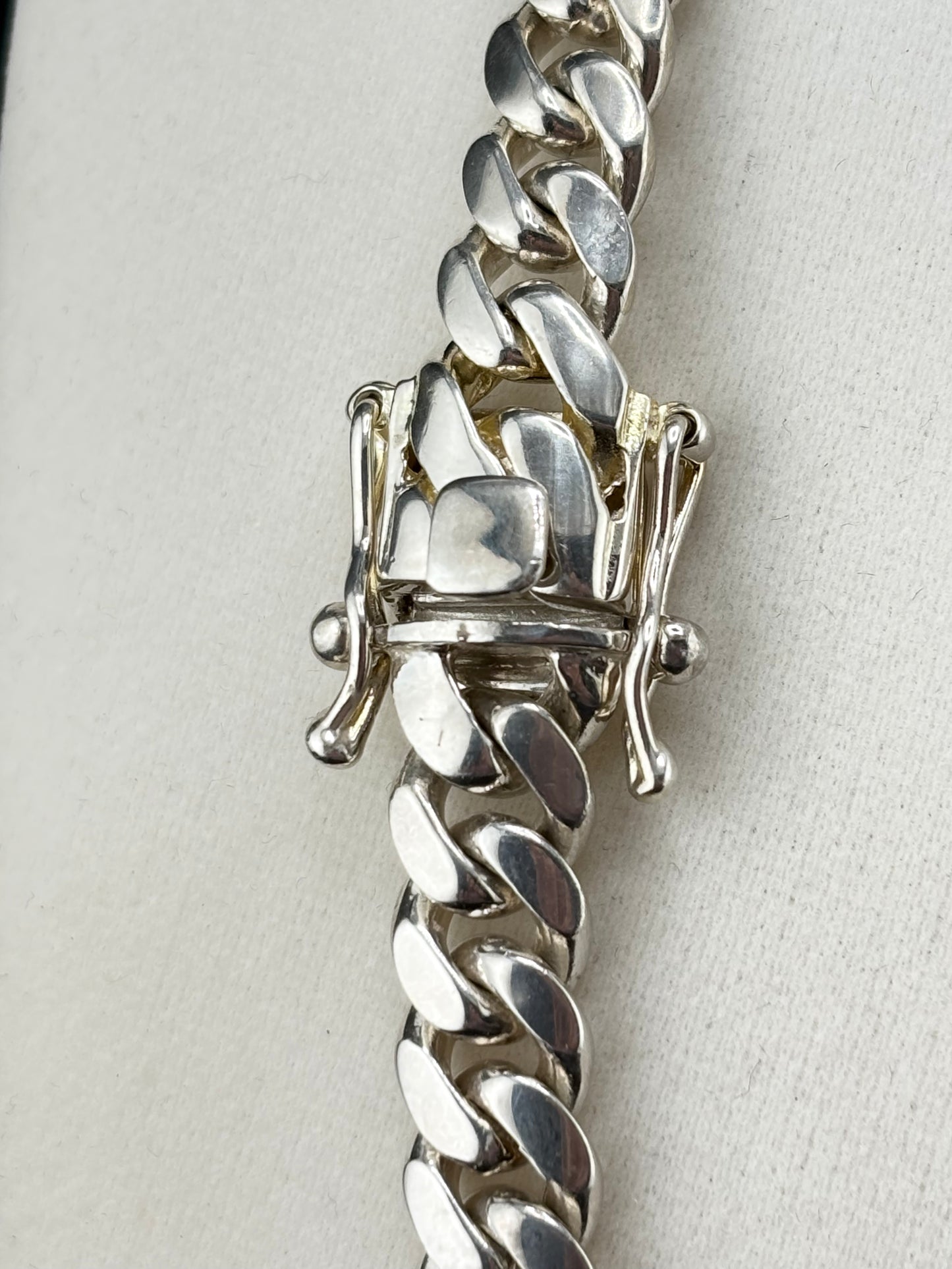 .925 Sterling Silver Cuban Link Chain – 10.16mm / 22"