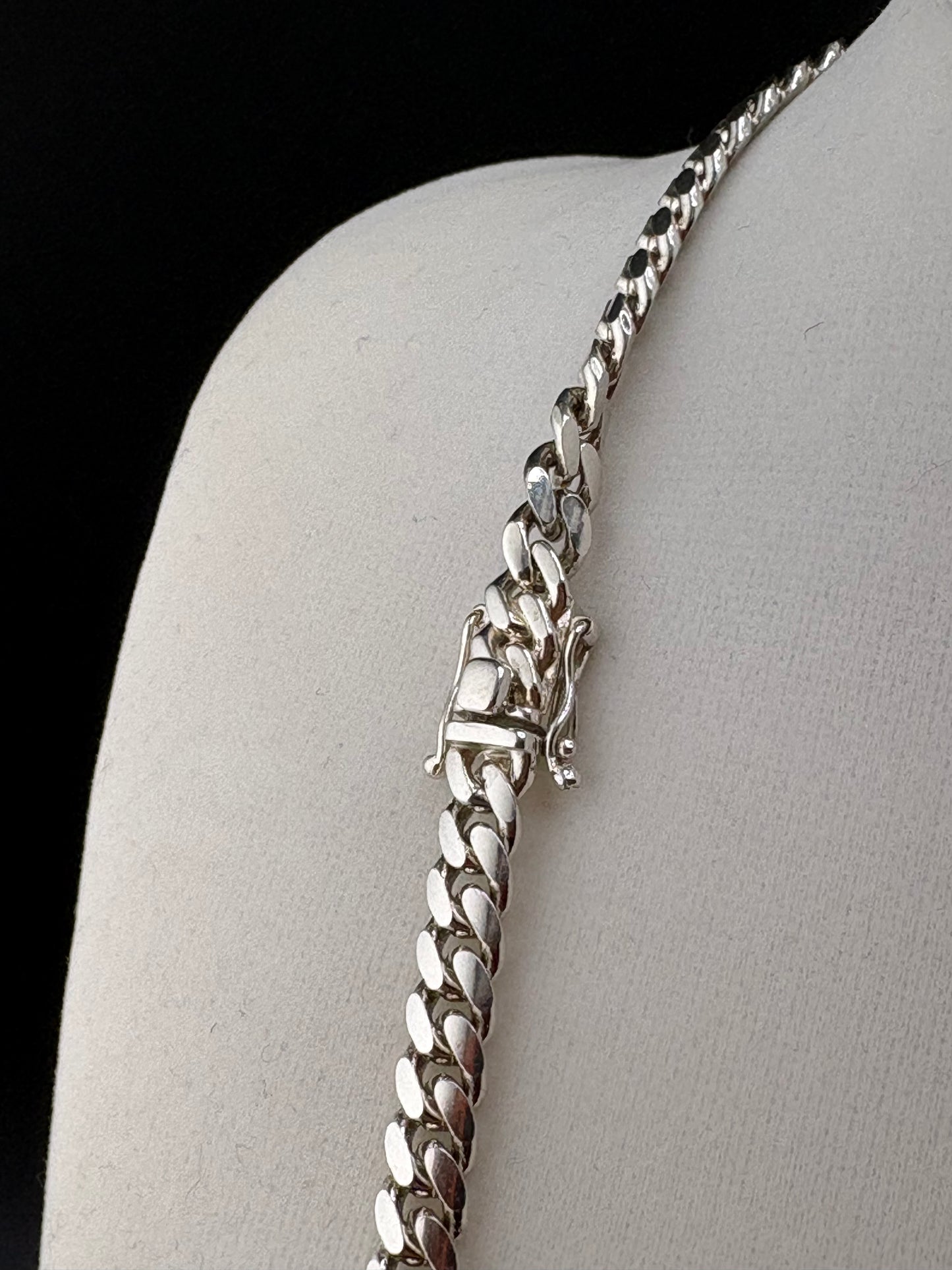 .925 Sterling Silver Cuban Link Necklace – 46.43g - 6.09mm / 20"