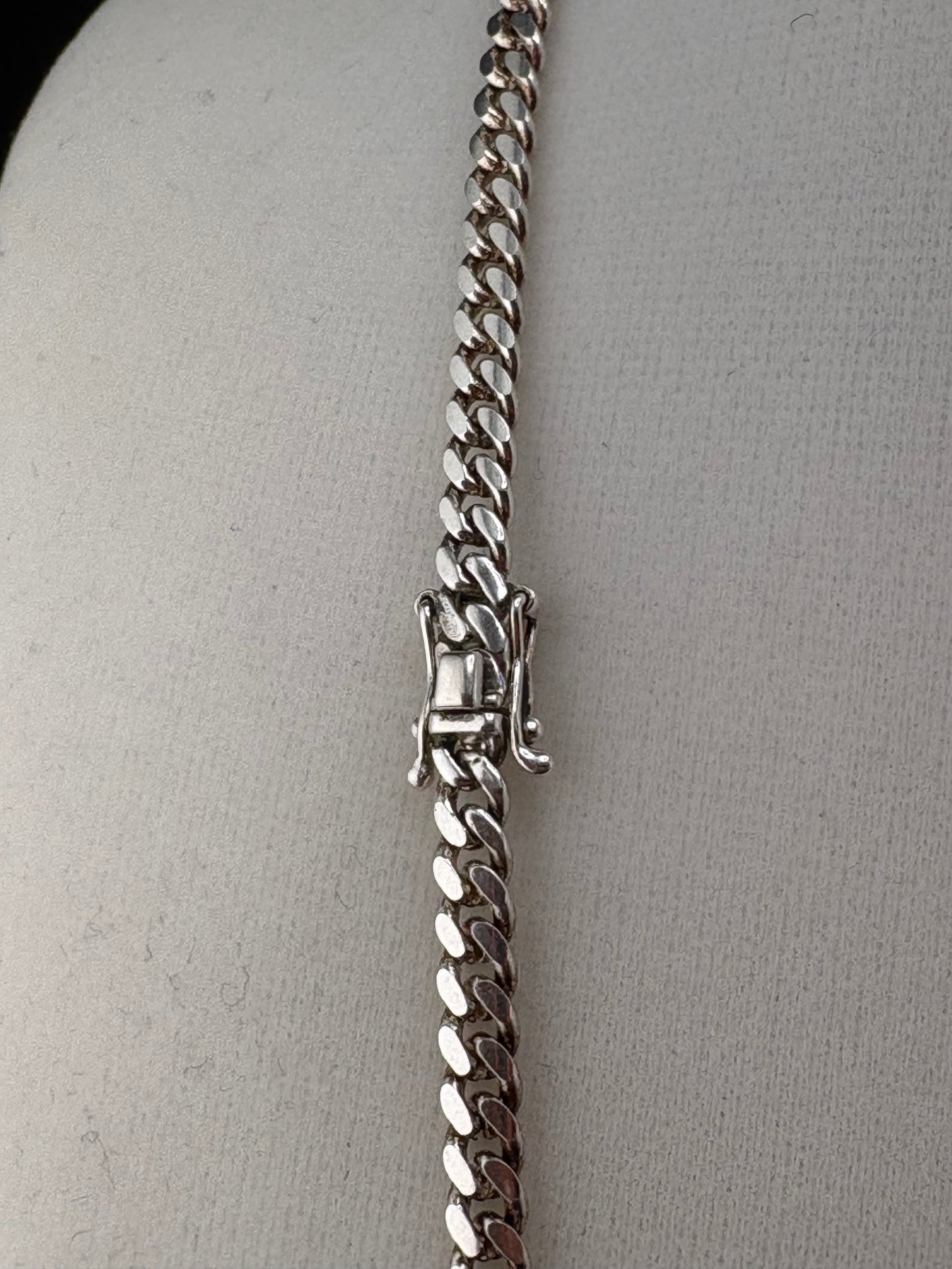 .925 Sterling Silver Cuban Link Necklace – 29.15g - 4.22mm / 26"