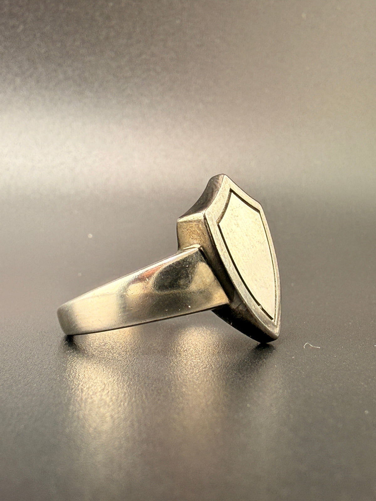 Sterling Silver Shield Ring – Black Border - 9 detail view