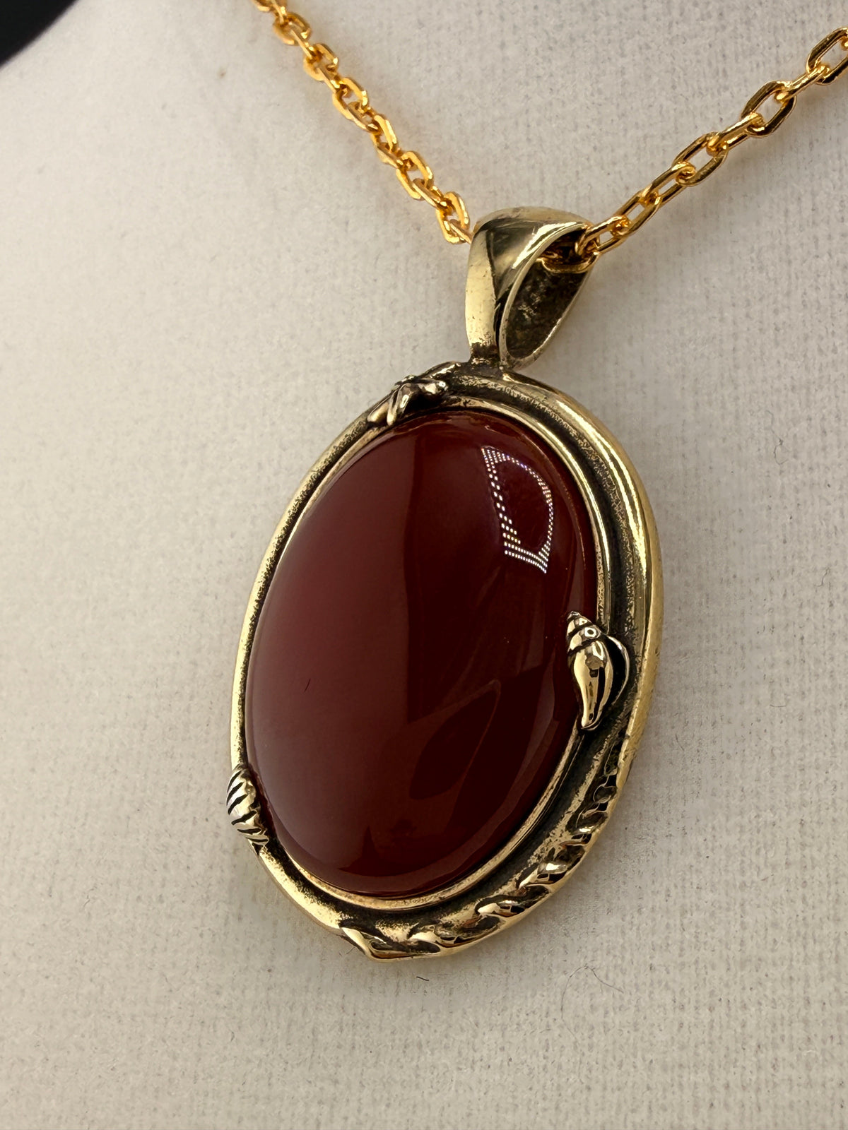 14K Gold Bonded Oval Garnet Pendant – .925 Sterling Silver, 1.5 Inch detail view