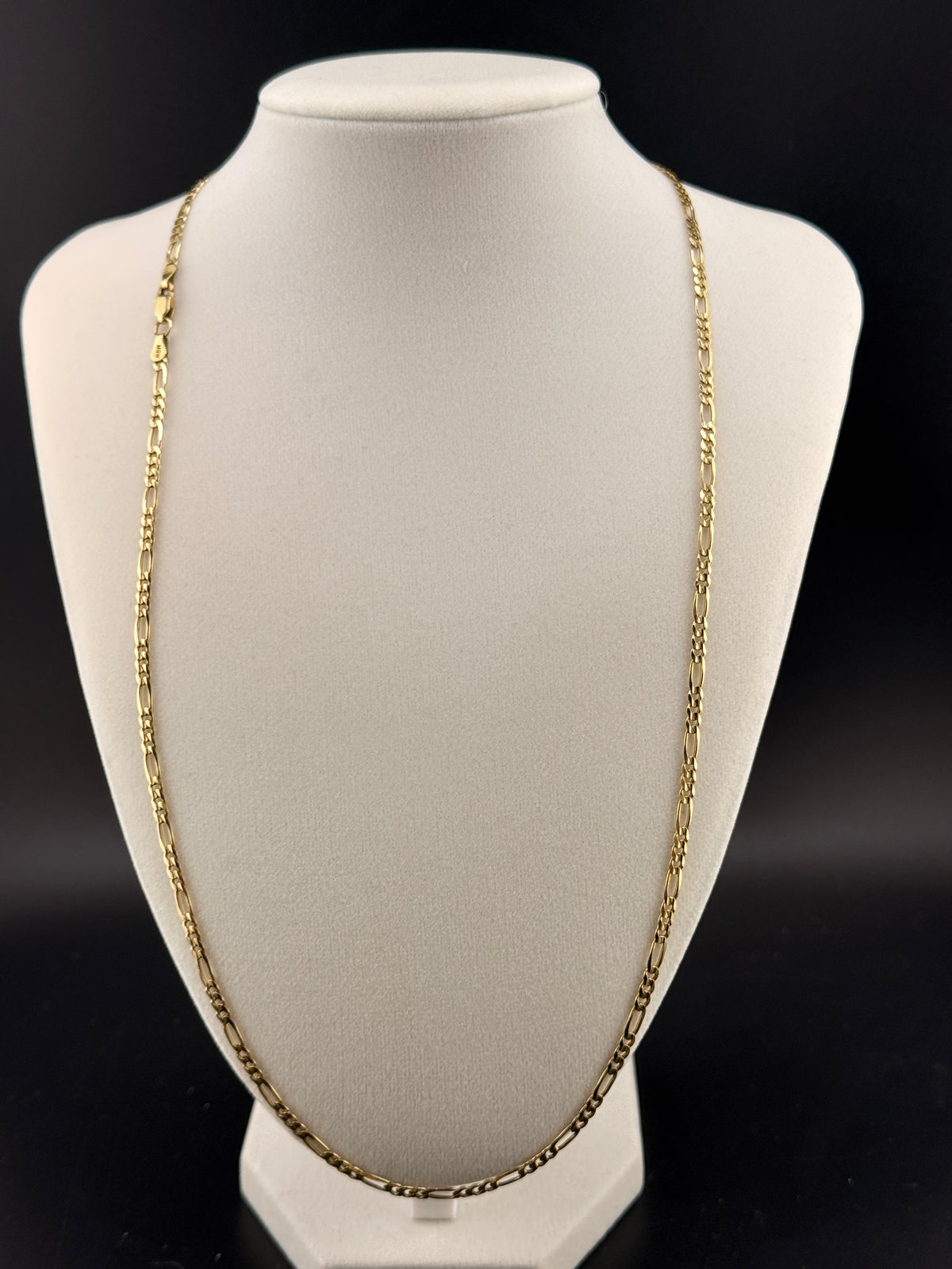 14K Solid Gold 3.15MM Figaro Chain — 3.15 MM / 24 Inches detail view
