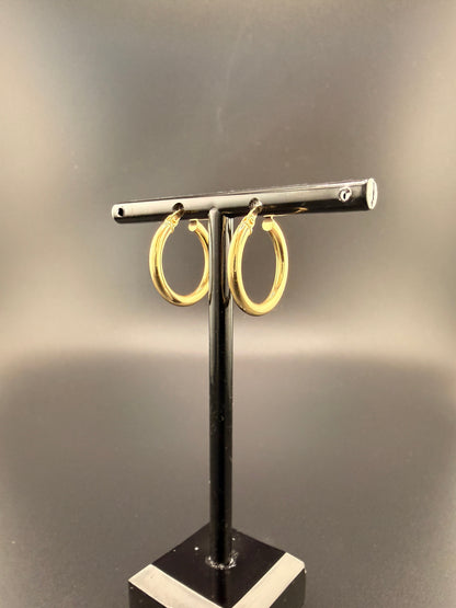 14K Solid Gold Hoop Earrings – Lightweight Classic Gold Hoops (1.46g)
