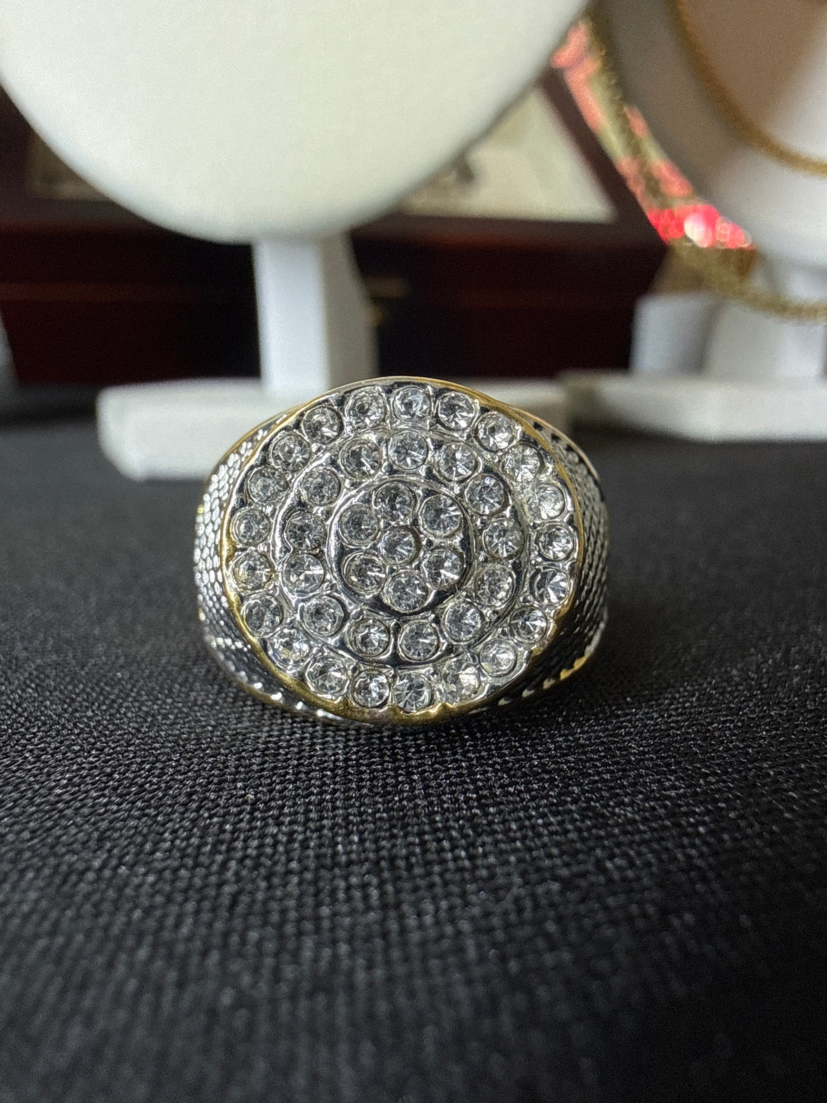 Stainless ring with CZ diamonds - 11.5