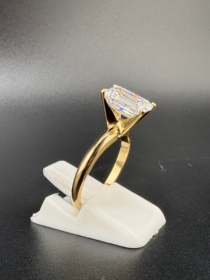 14K Solid Gold 2.04 CTW Emerald Cut Ring – Size 5.75