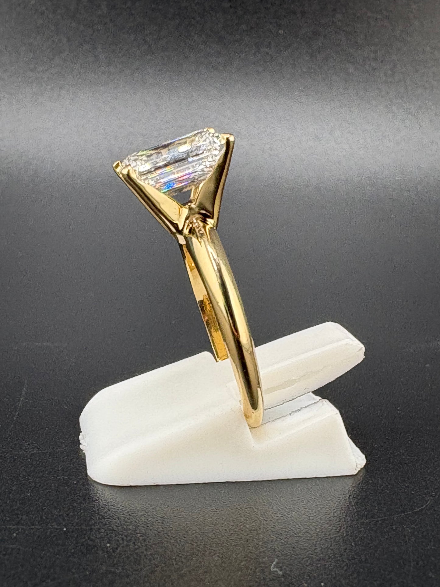 14K Solid Gold 2.04 CTW Emerald Cut Ring – Size 5.75
