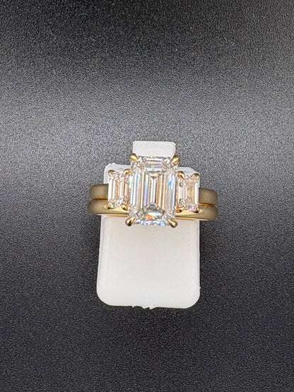 14K Solid Gold 2.04 CTW Emerald Cut Bridal Set – Size 5.75