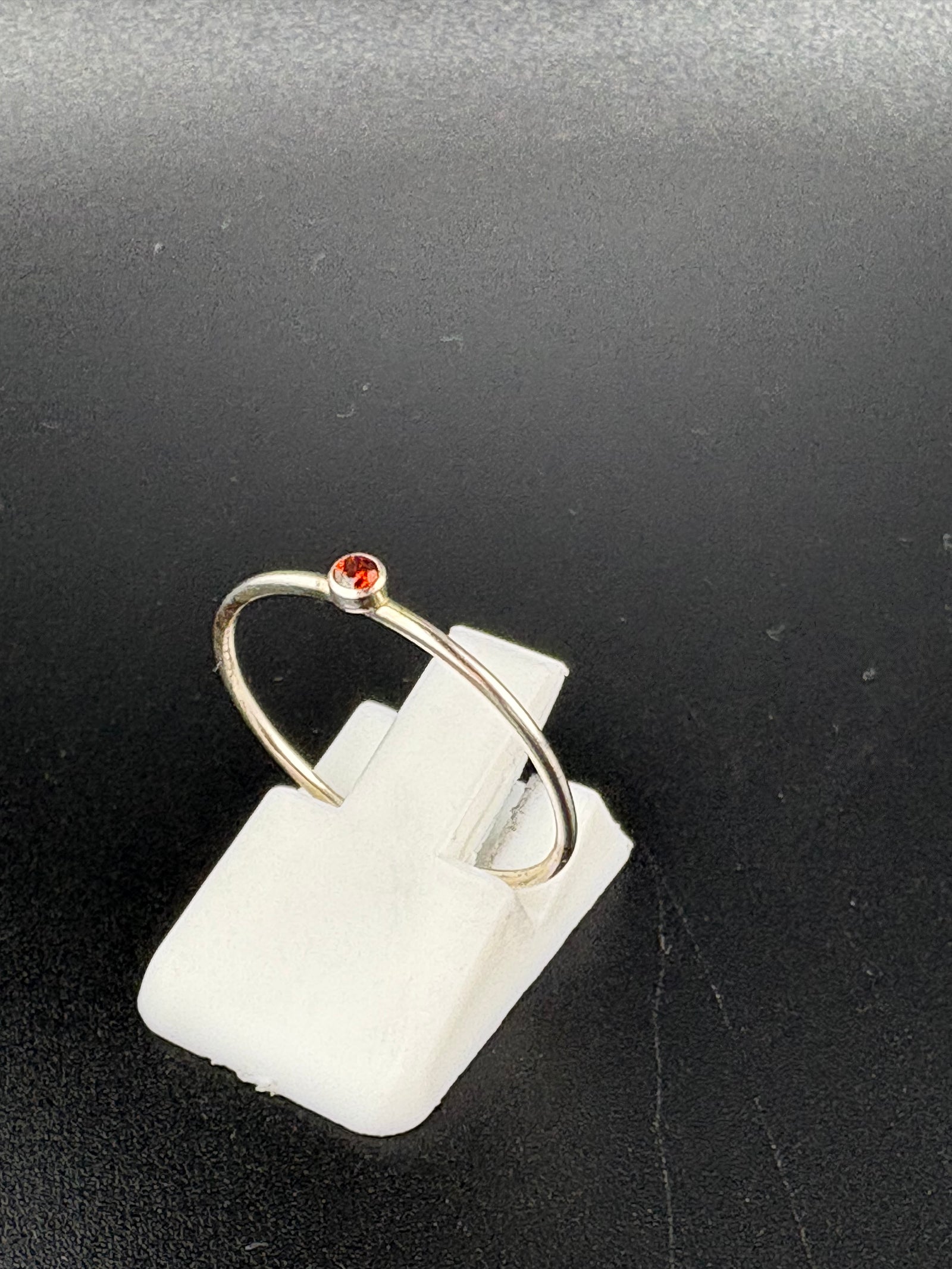 .925 Sterling Silver Small Red CZ Ring – 0.5g detail view