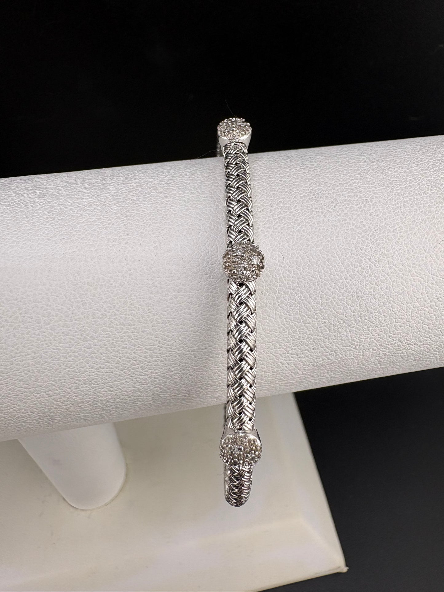 .925 Sterling Silver Mesh Bangle Cuff with Moissanite – 3.6mm / 2.5"