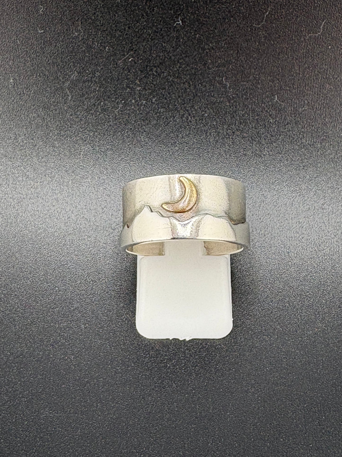 .925 Sterling Silver Moon & Mountain Ring – 5.73g – Size 8