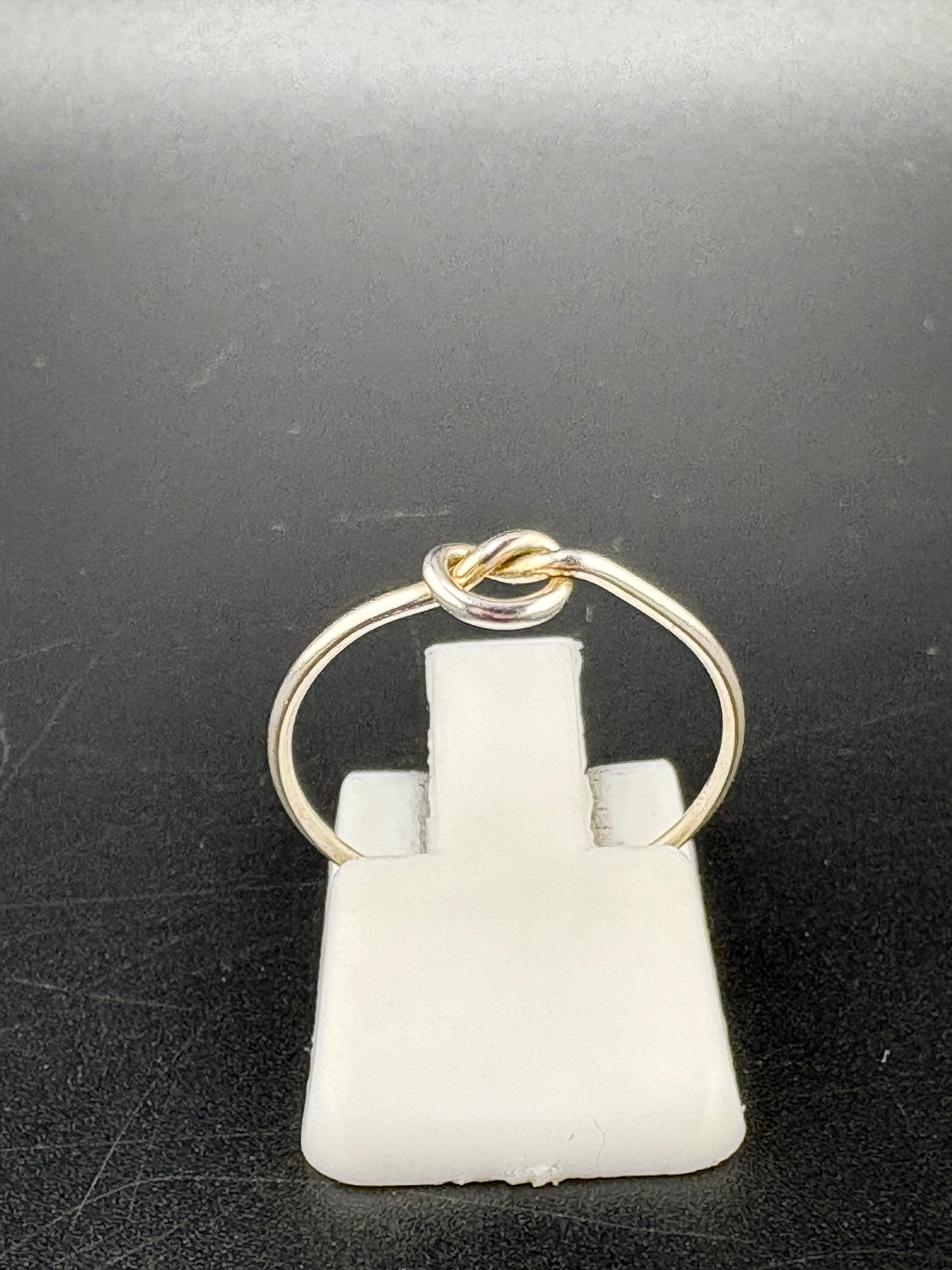 .925 Sterling Silver Knot Ring – 0.53g