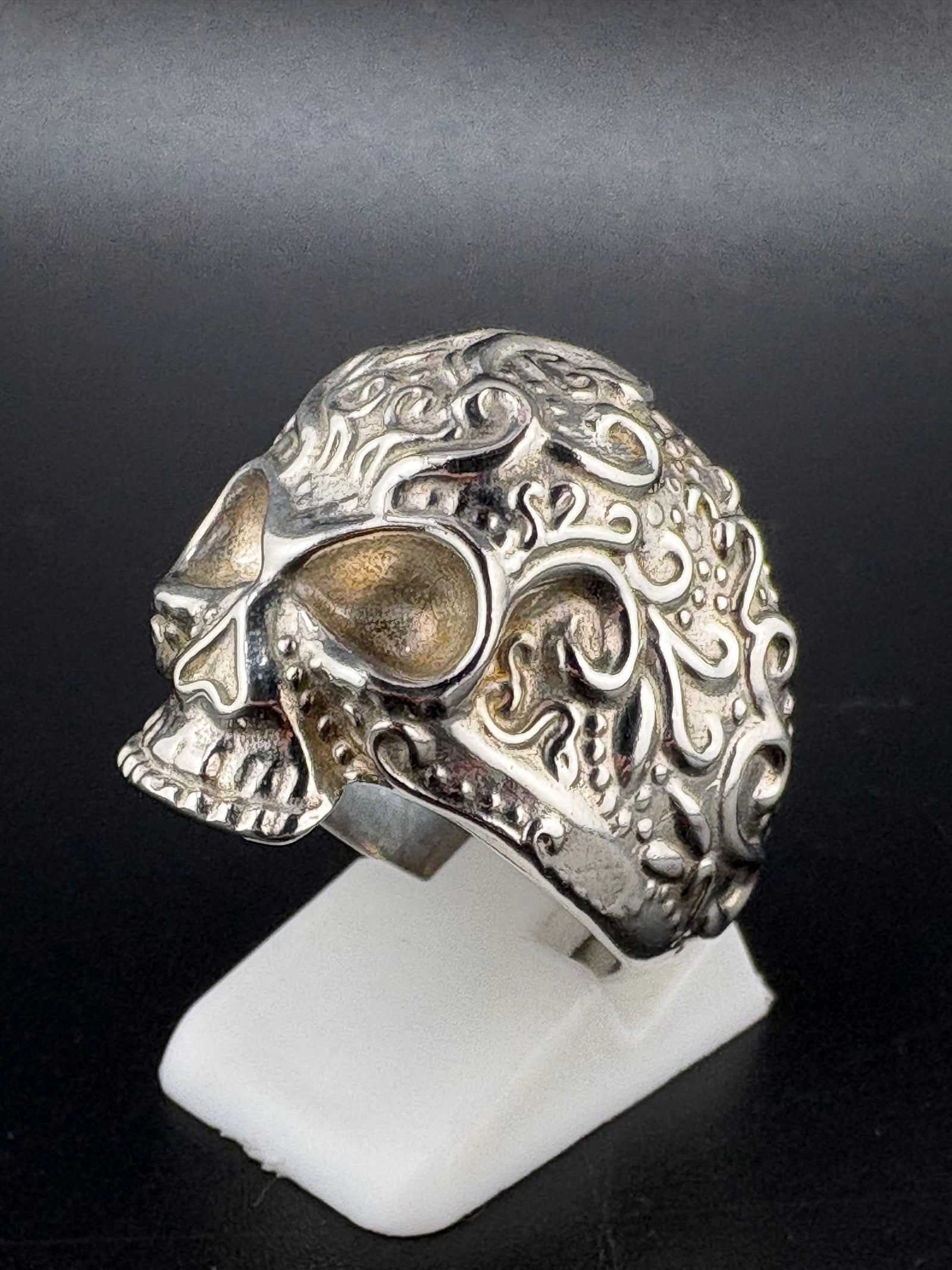 .925 Sterling Silver Día de los Muertos Ring – 12.7g – Size 9 Adjustable detail view