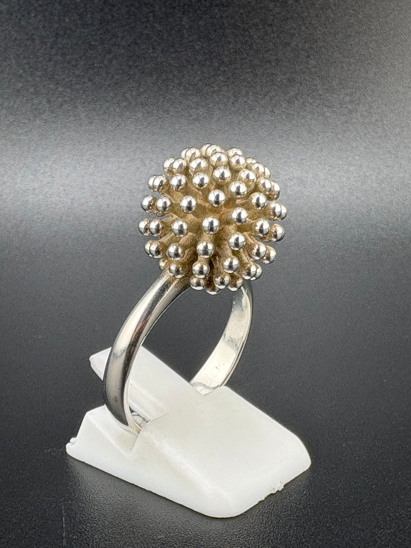 .925 Sterling Silver Firework Ball Ring – 9.67g – Size 8