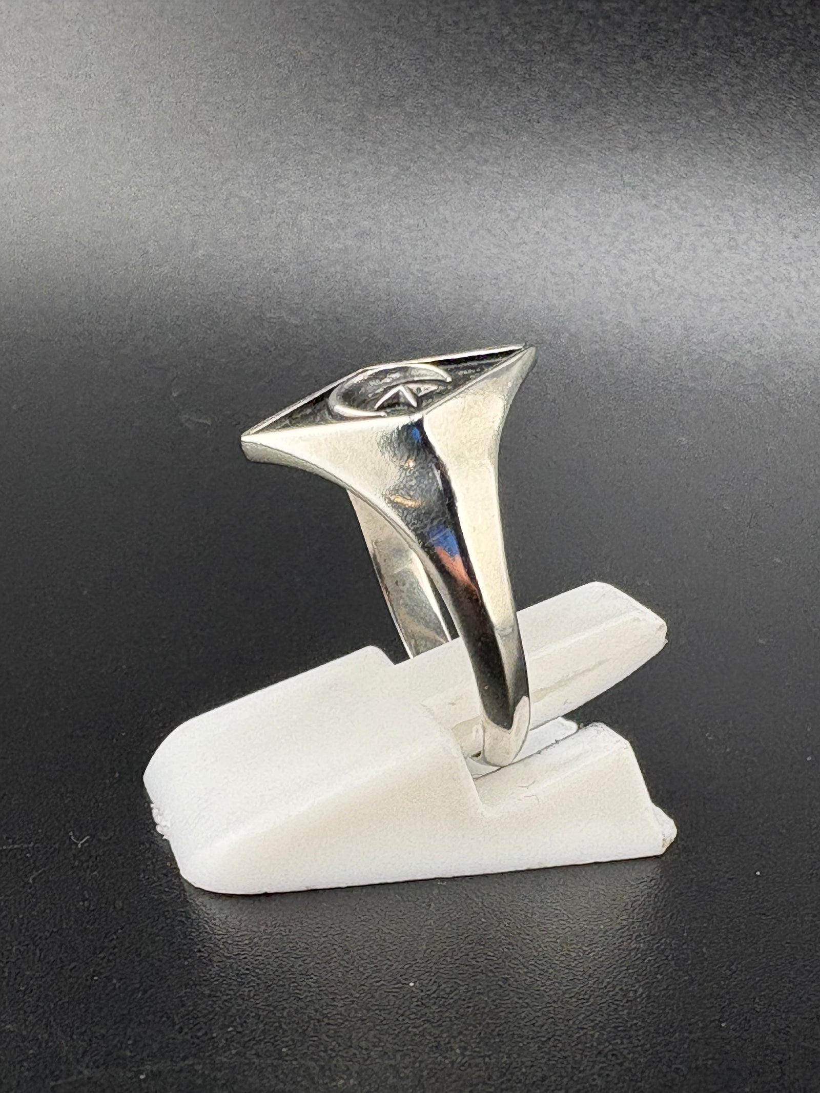 .925 Sterling Silver Celestial Moon & Star Ring – 2.29g – Size 6 alternate product view