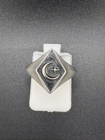.925 Sterling Silver Celestial Moon & Star Ring – 2.29g – Size 6