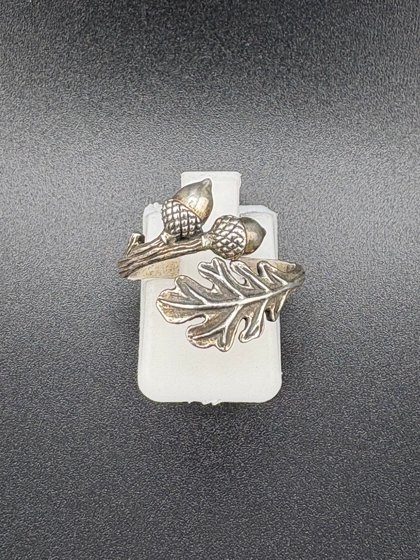 .925 Sterling Silver Acorn & Leaf Ring – 2.43g – Size 8 Adjustable