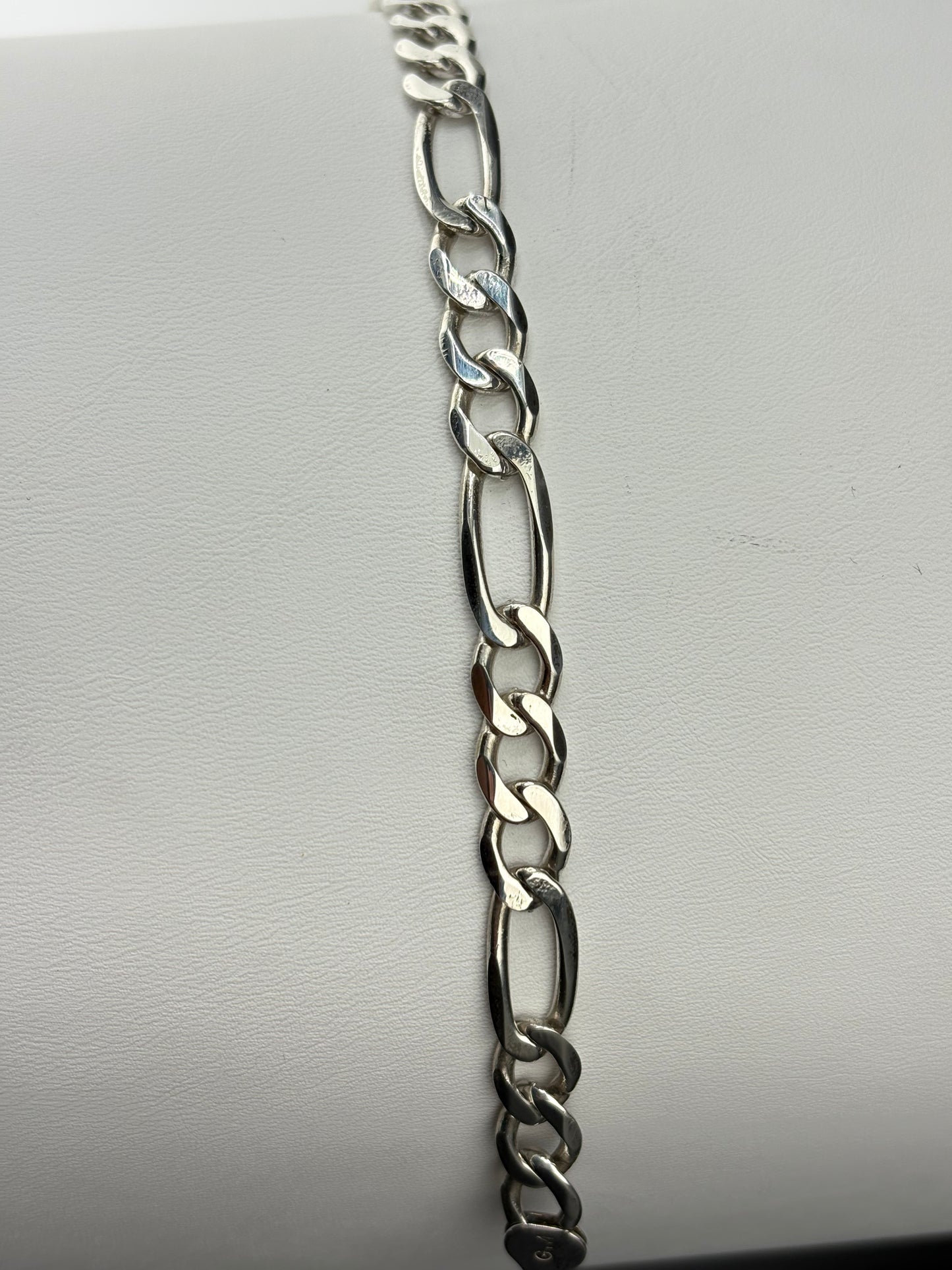 925 Sterling Silver Figaro Chain Bracelet – 7.25mm – 8.5"