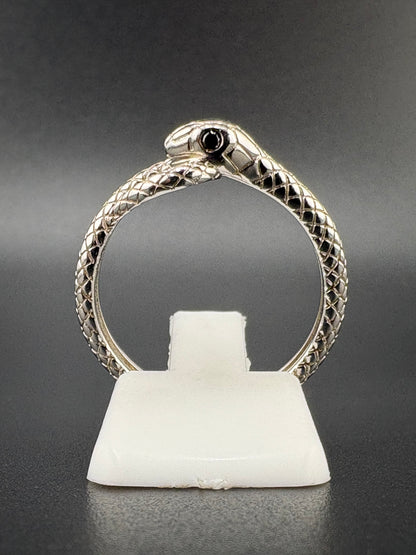 .925 Sterling Silver Snake Wrap Ring – 2.47g – Size 7