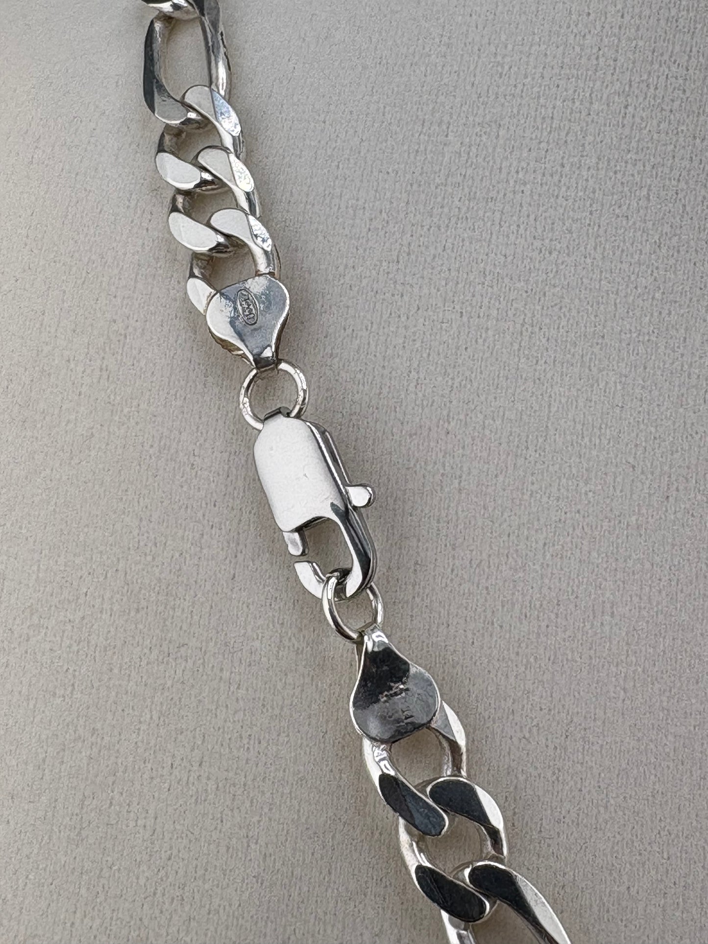 .925 Sterling Silver Figaro Link Necklace – 8.23mm / 20.5"