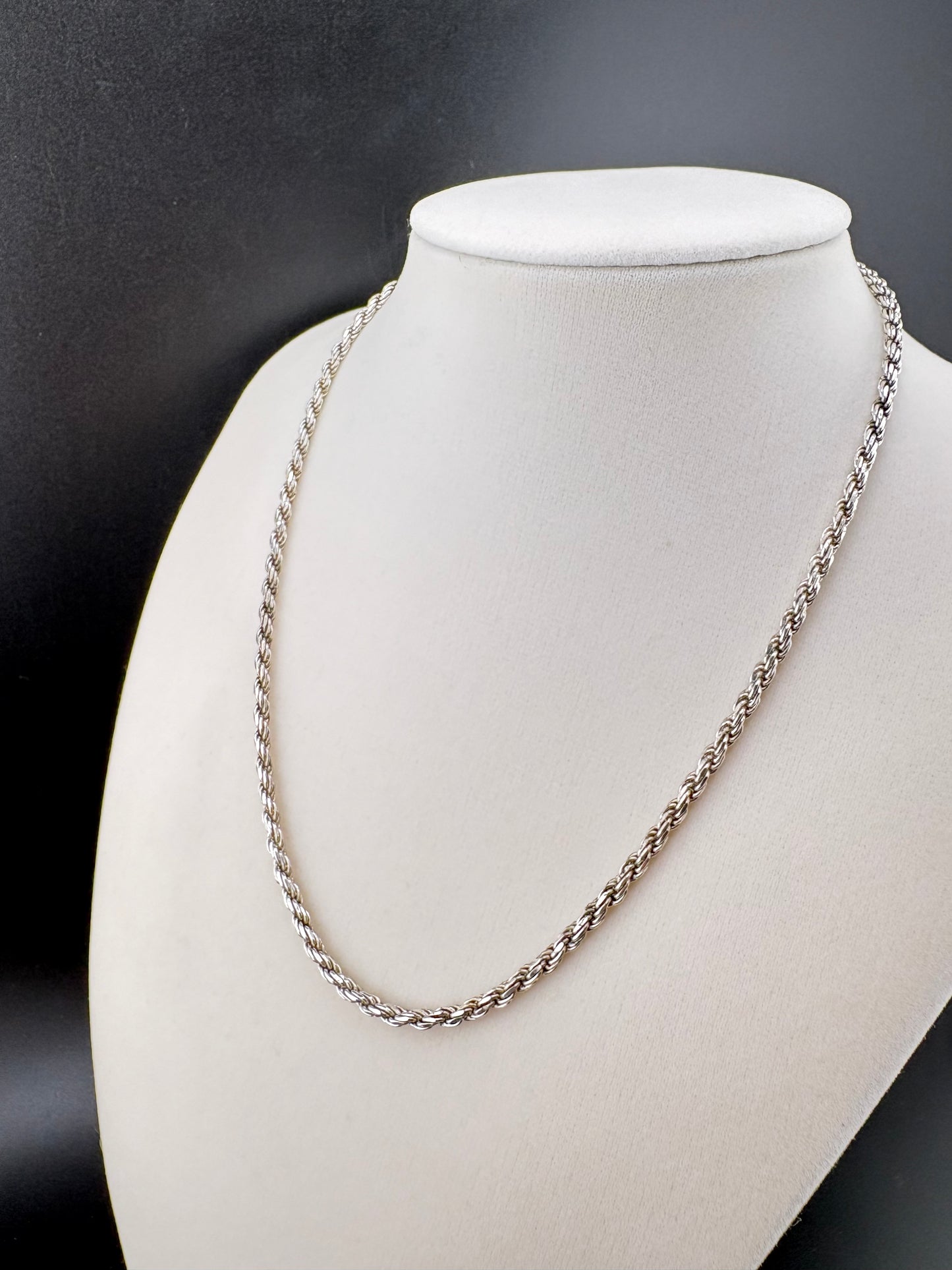 .925 Sterling Silver Classic Rope Chain Necklace – 2.7mm / 16"
