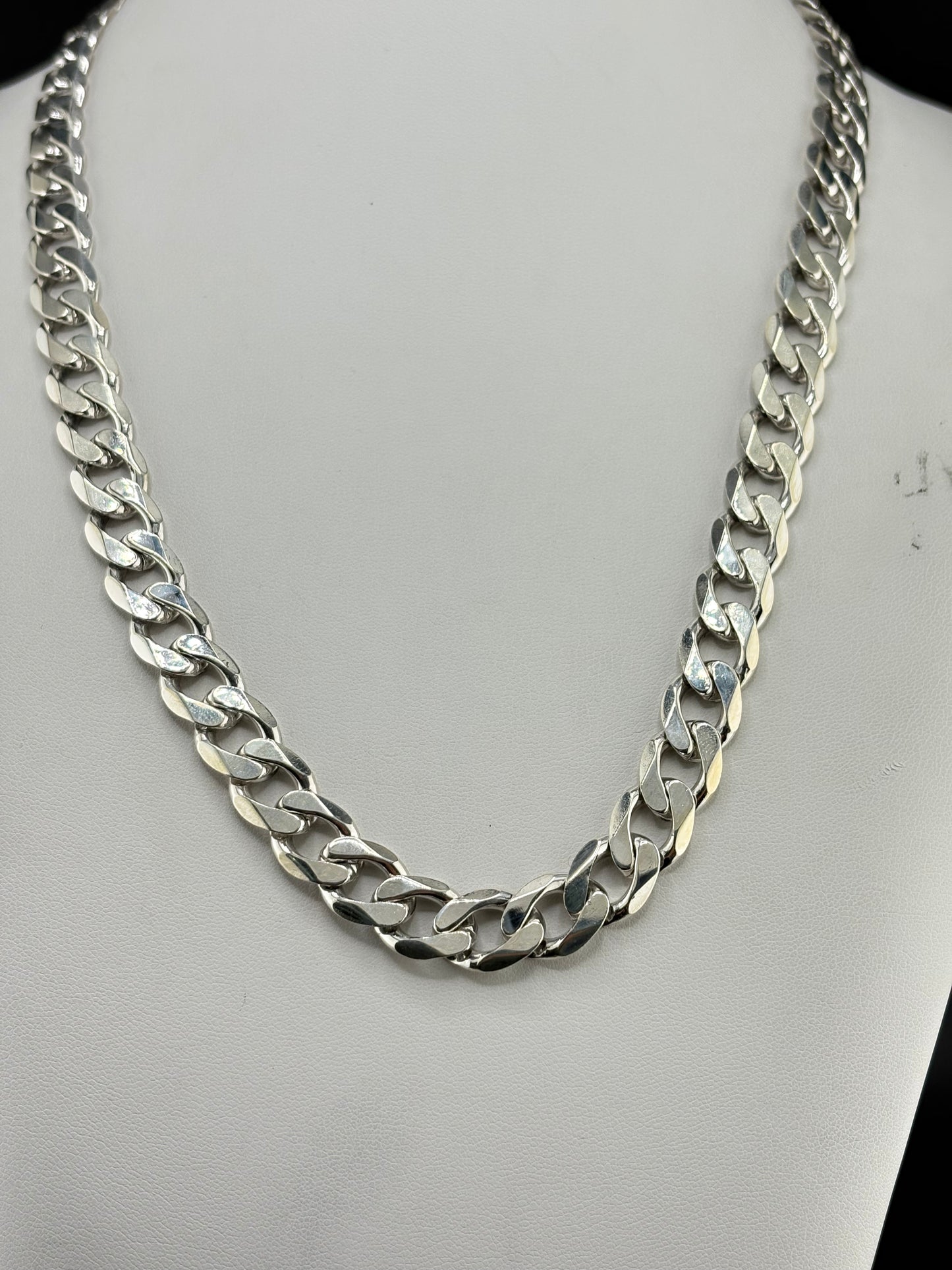 .925 Sterling Silver Curb Chain Necklace – 11.25mm / 23.5"