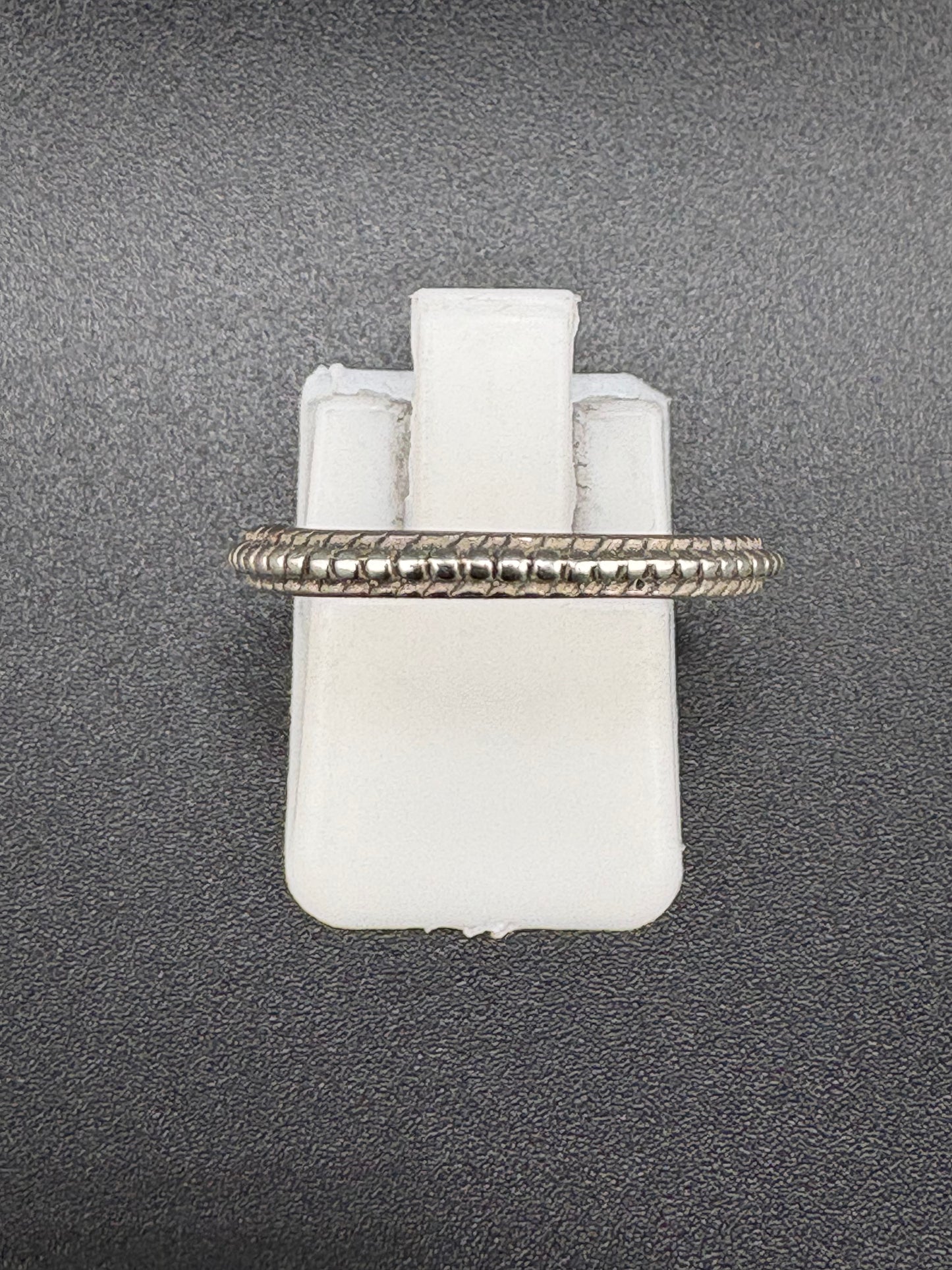 .925 Sterling Silver Textured Dainty Ring – 1.11g