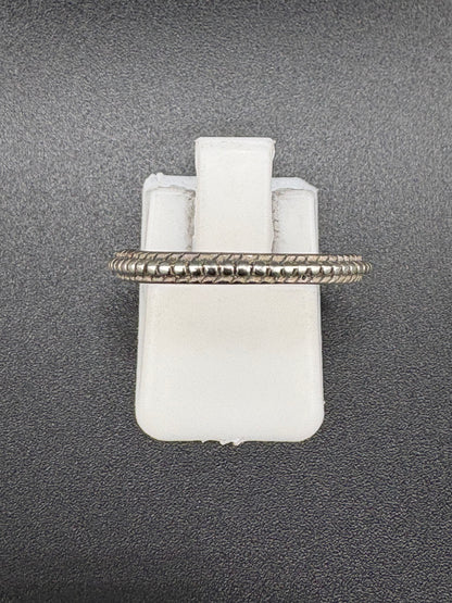 .925 Sterling Silver Textured Dainty Ring – 1.11g