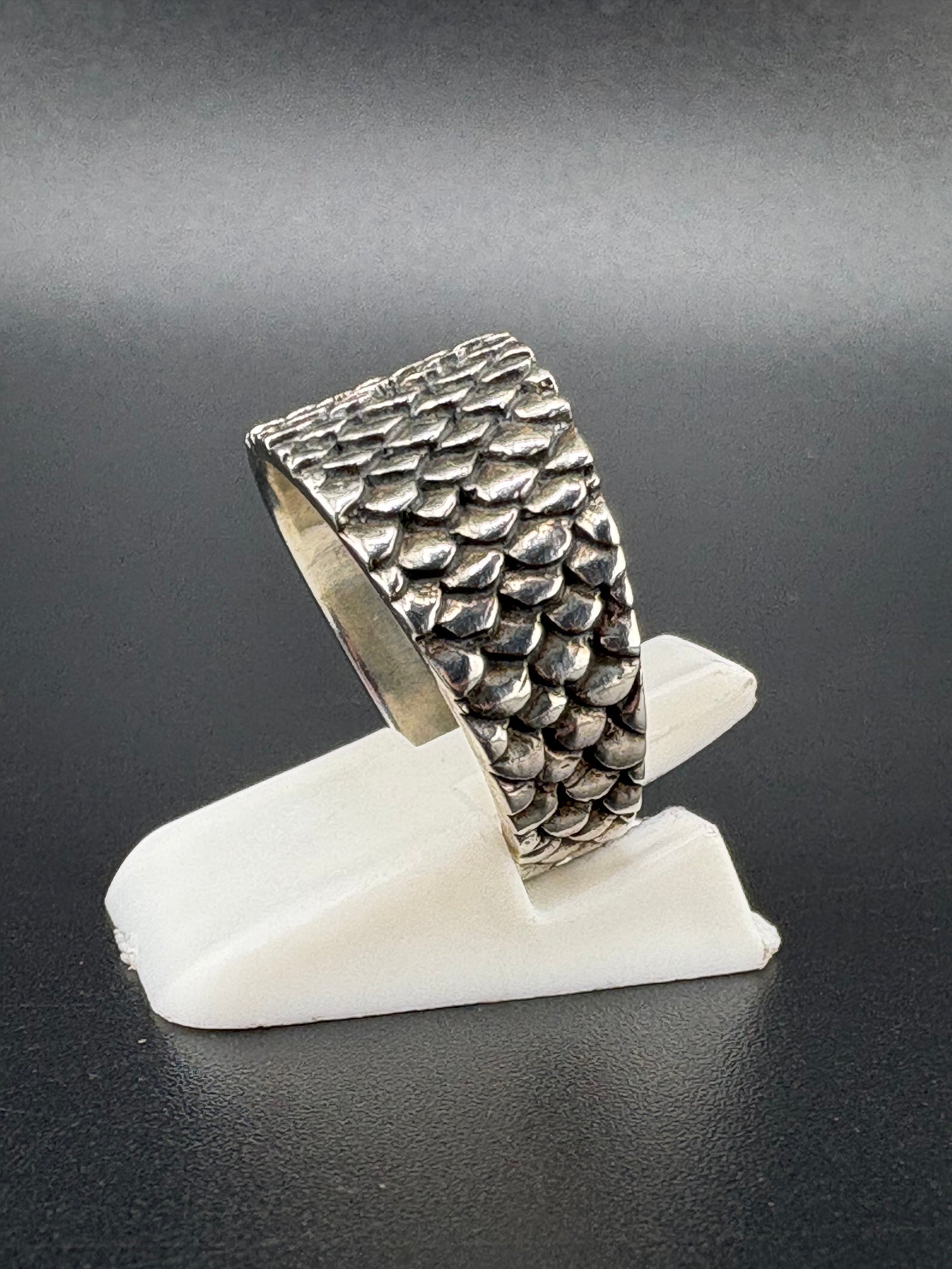 .925 Sterling Silver Dragon Scale Ring – 4.56g alternate product view