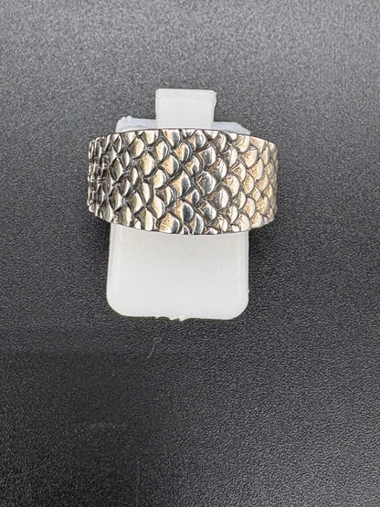 .925 Sterling Silver Dragon Scale Ring – 4.56g