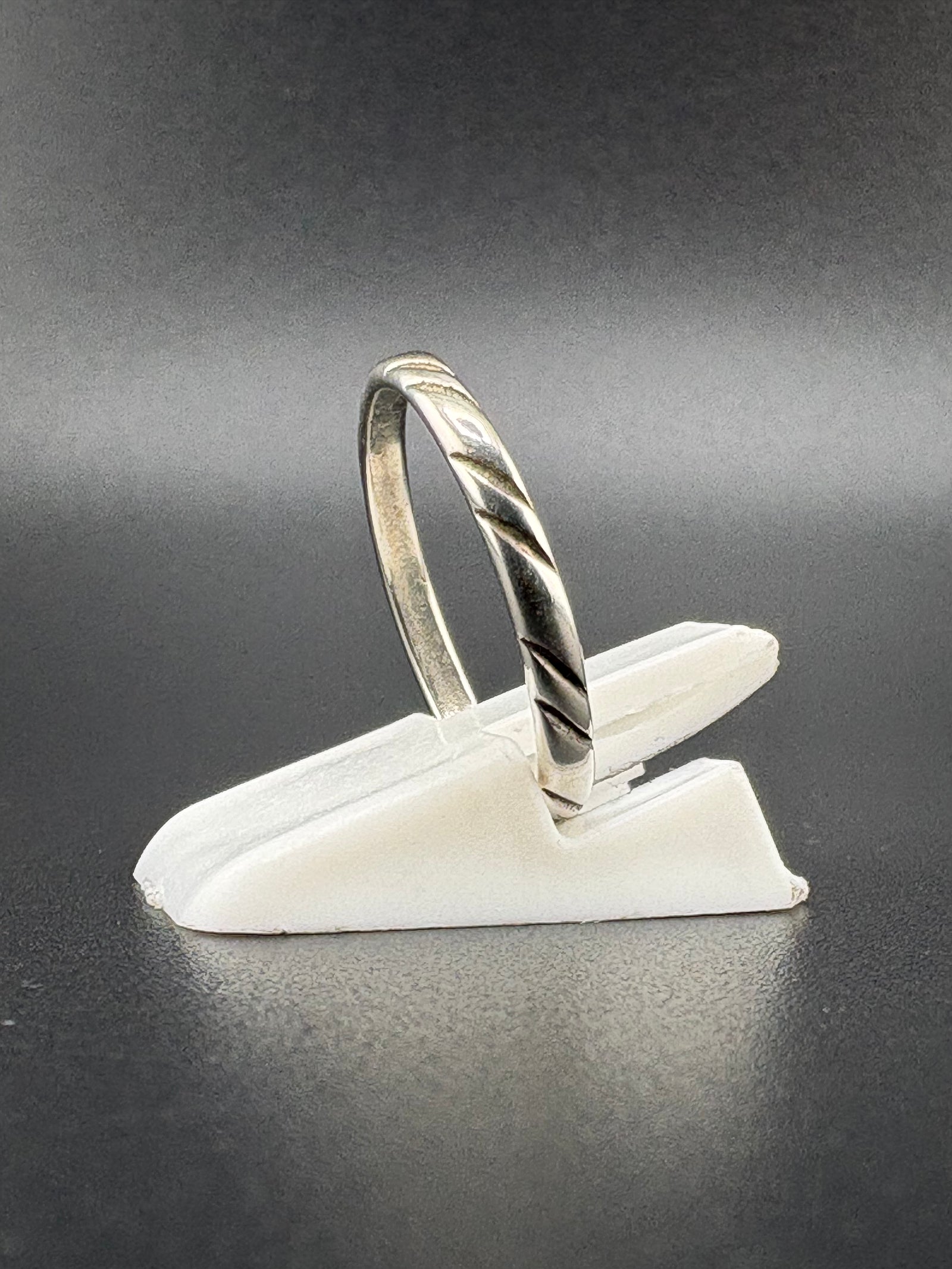 .925 Sterling Silver Textured Band Ring – 1.1g alternate product view