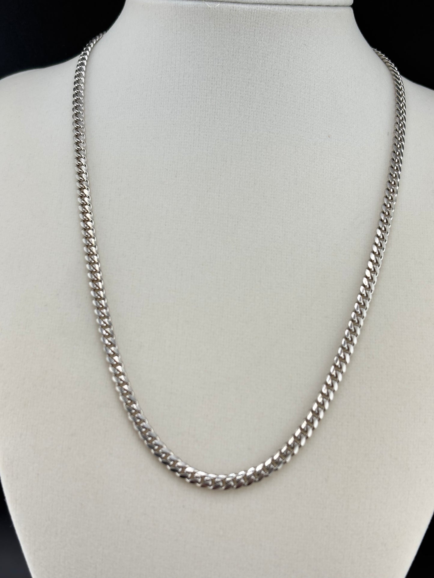 .925 Sterling Silver Cuban Link Necklace – 3.92mm / 18"
