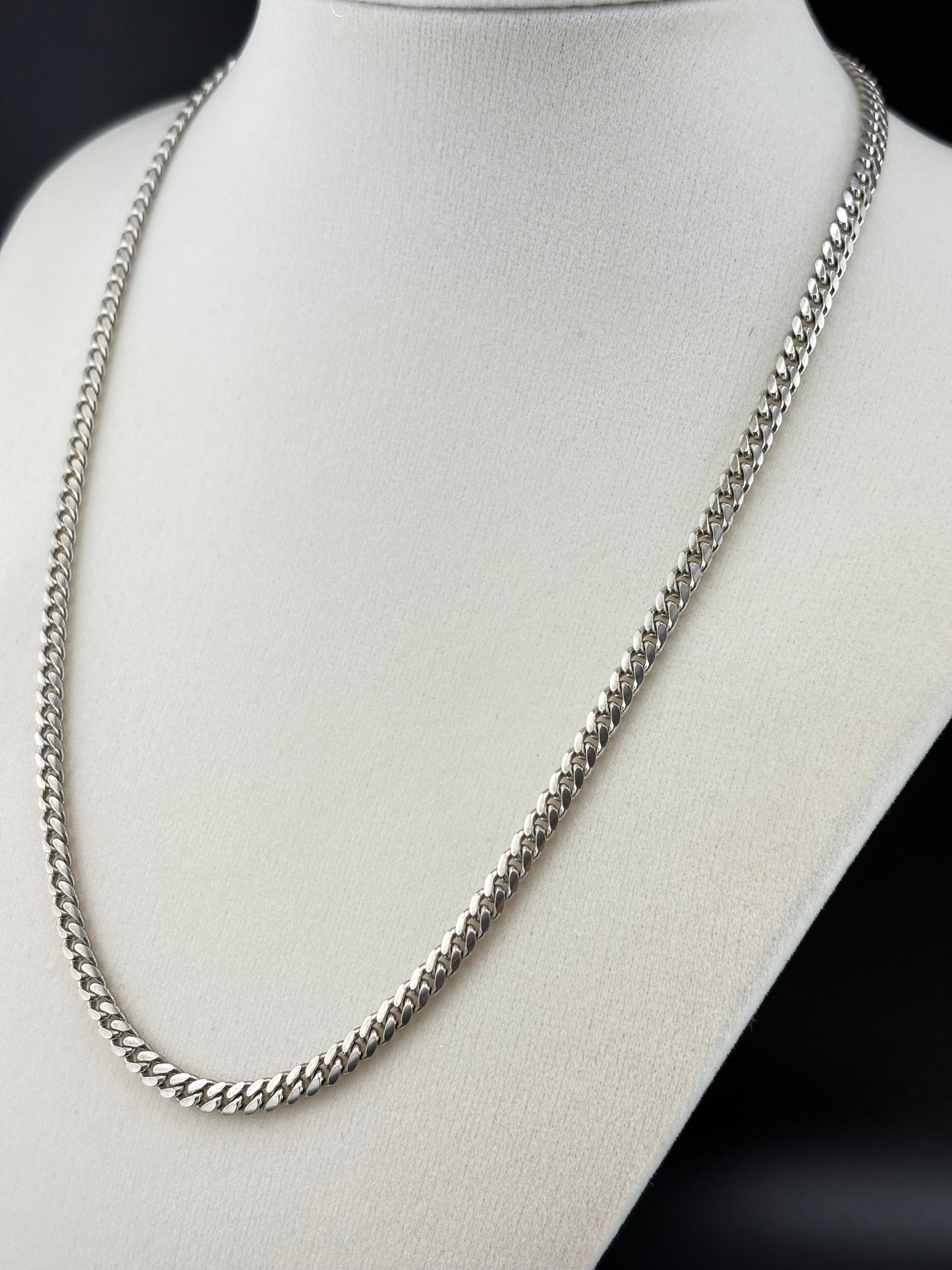 .925 Sterling Silver Cuban Link Necklace – 3.92mm / 18"