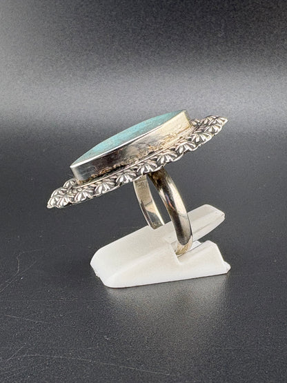 .925 Sterling Silver Large Turquoise Flower Ring – 7.15g – Size 6