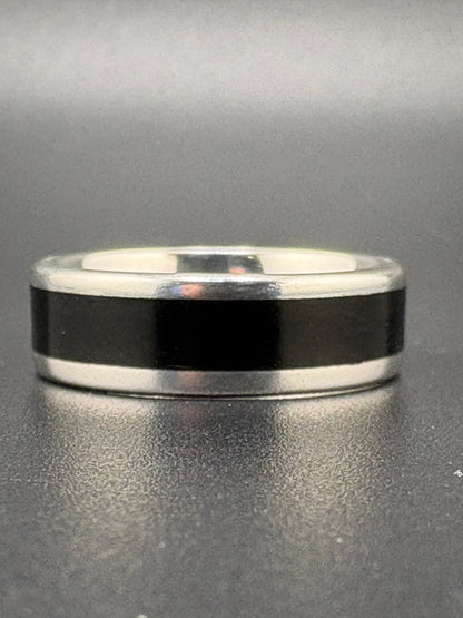 .925 Sterling Silver Black & Silver Band Ring – 5.5g – Size 10