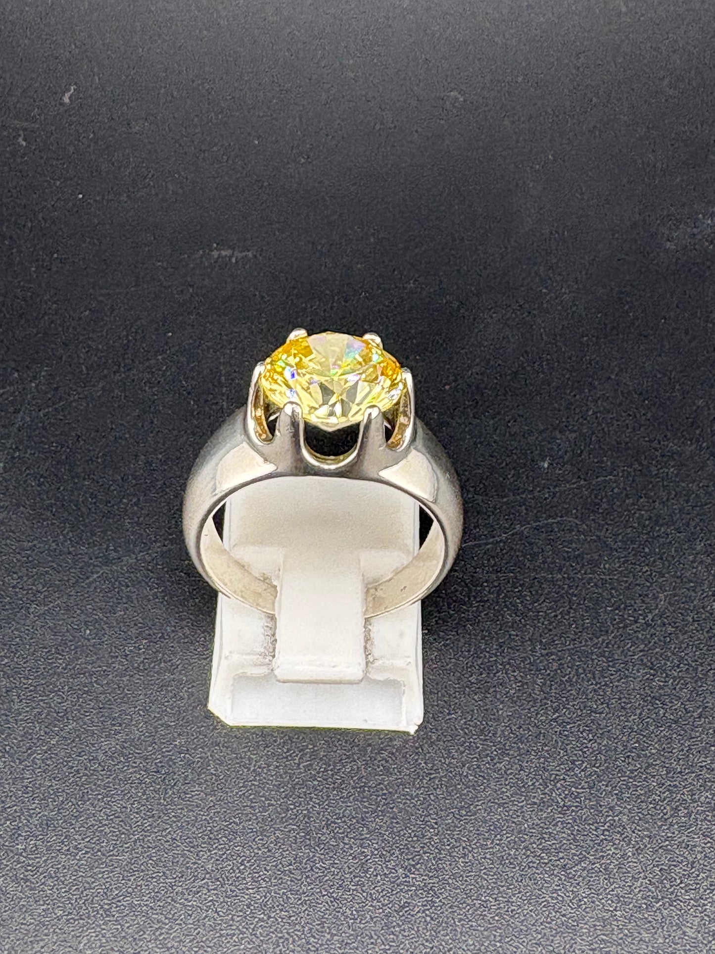 .925 Sterling Silver 4ct Canary Yellow CZ Ring – 6.48g – Size 7