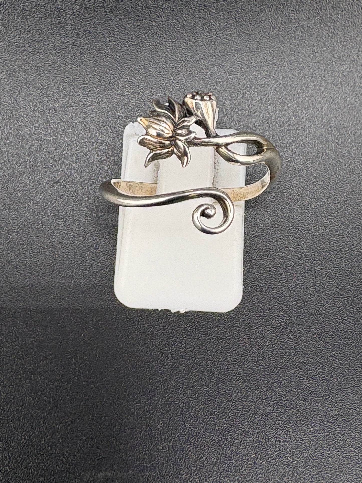 .925 Sterling Silver Lotus Flower Ring – 3.21g – Size 7.5 Adjustable