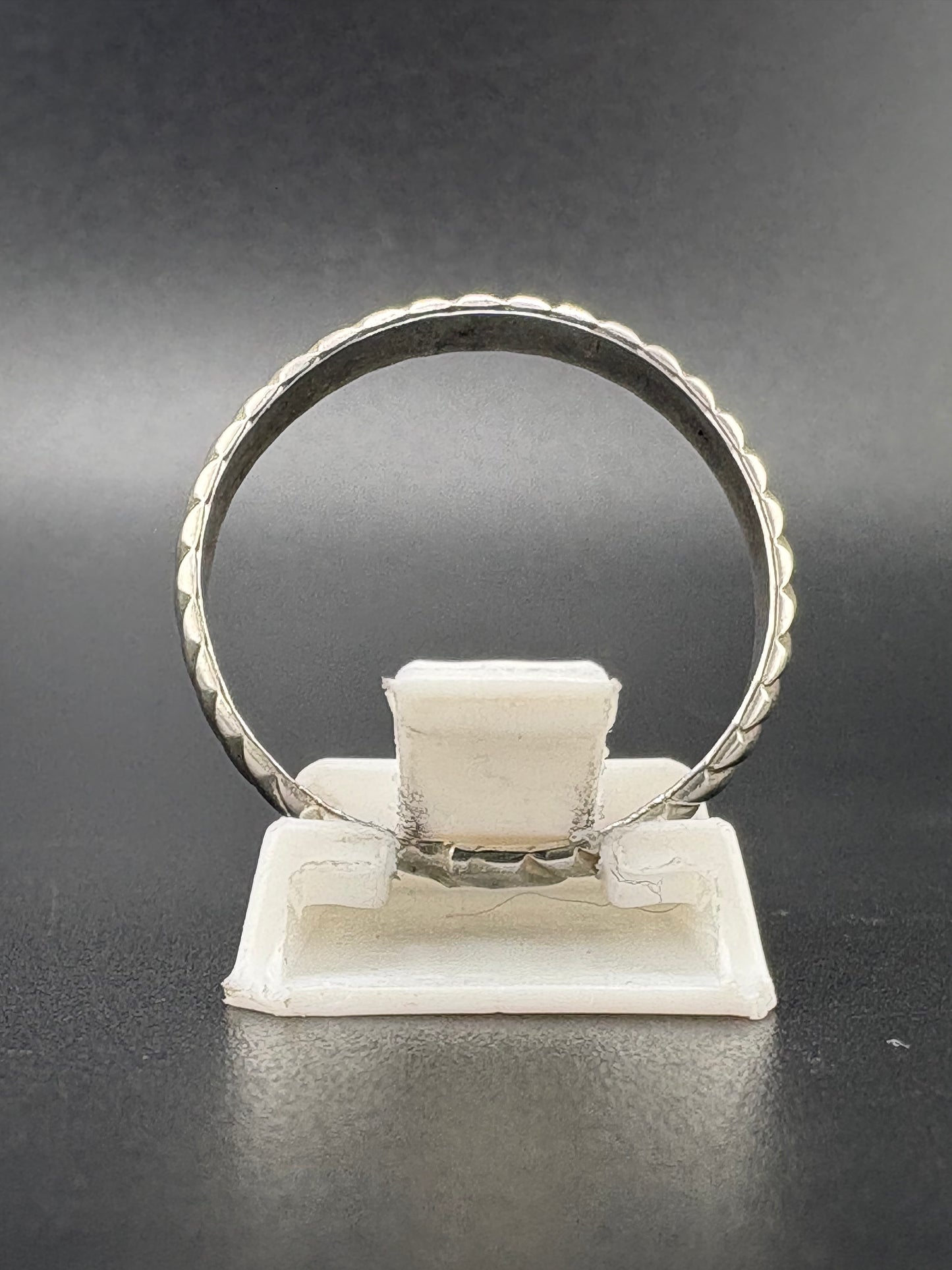 .925 Sterling Silver Textured Band Ring – 1.9g – Size 9