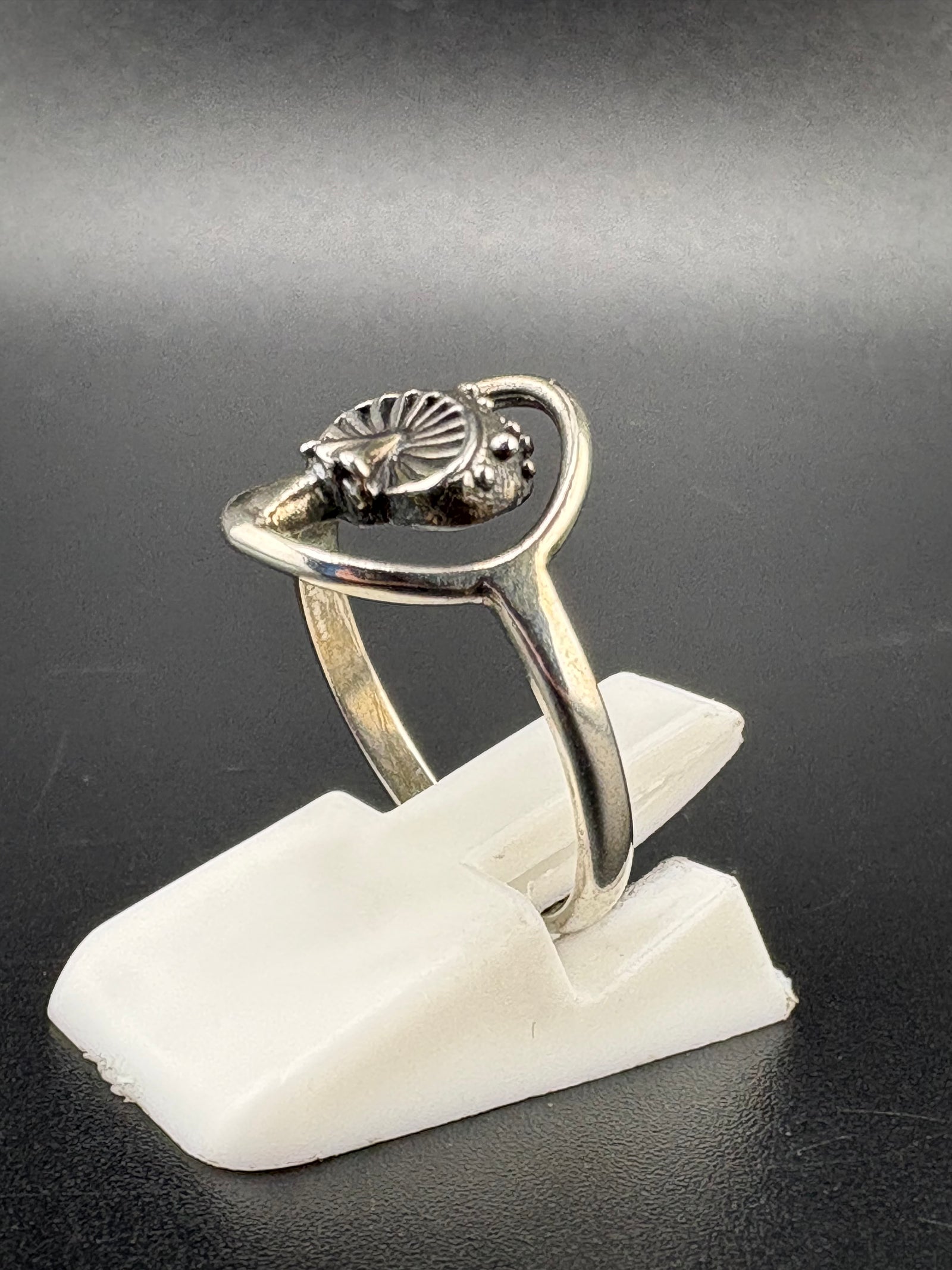.925 Sterling Silver Mushroom Ring – 1.75g – Size 6 alternate product view