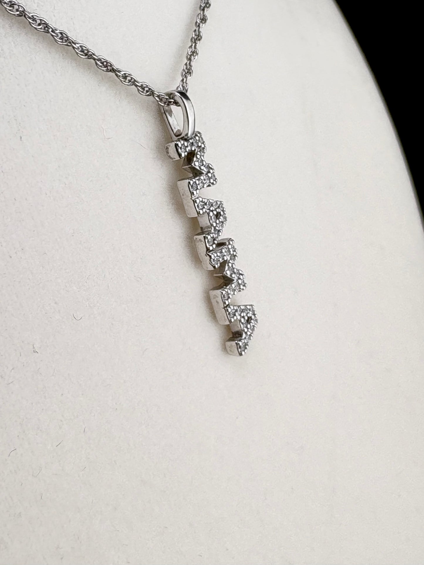 .925 Sterling Silver MAMA Pendant with CZ Stones – 5.2mm / 1"