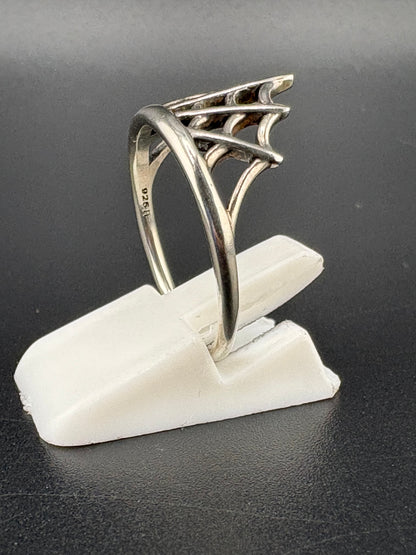 .925 Sterling Silver Spider Web Tiara Ring – 2.17g – Size 7.25