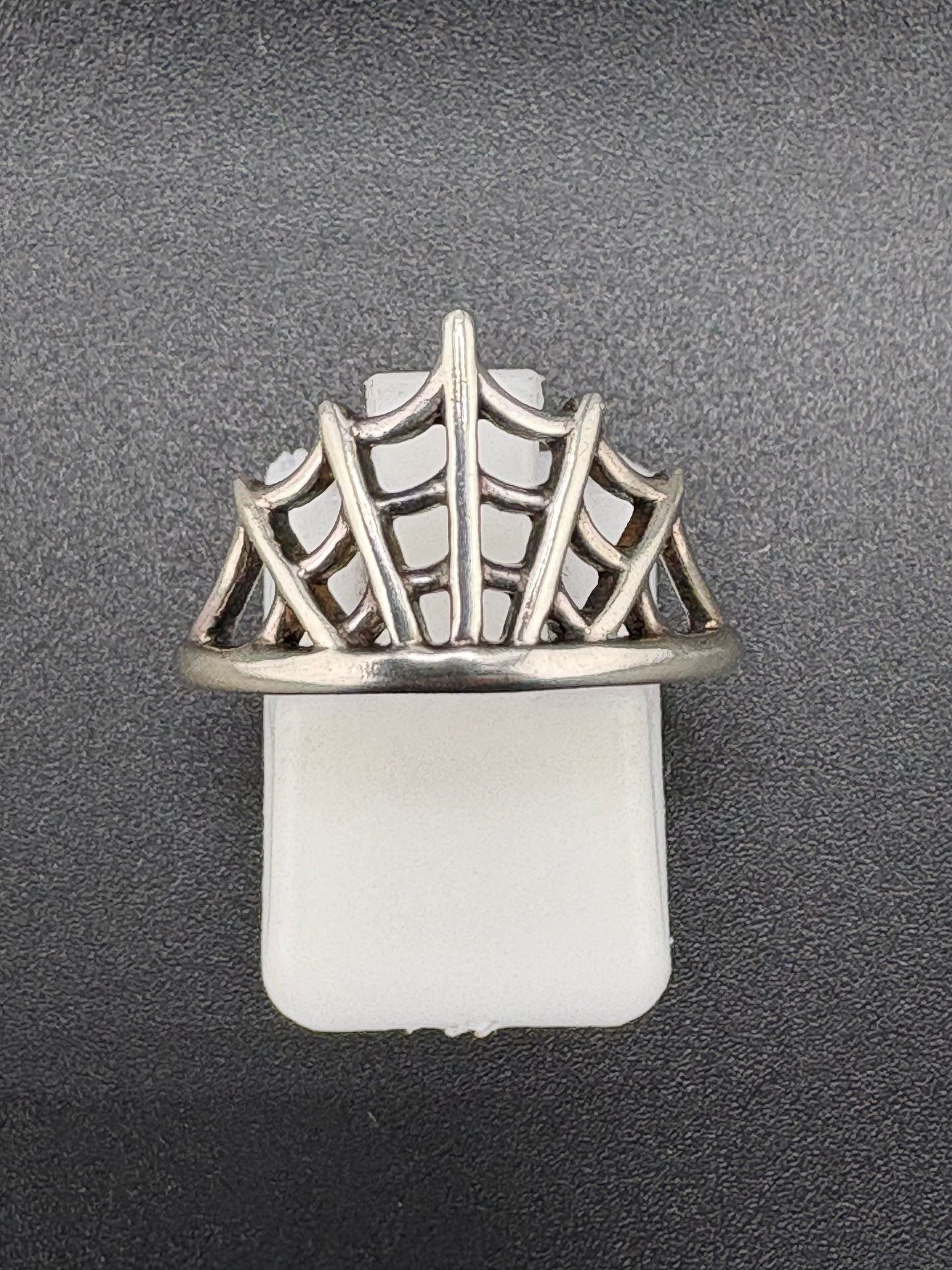 .925 Sterling Silver Spider Web Tiara Ring – 2.17g – Size 7.25