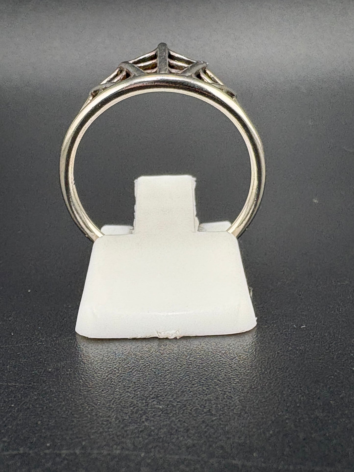 .925 Sterling Silver Spider Web Tiara Ring – 2.17g – Size 7.25