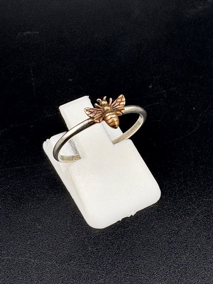 .925 Sterling Silver Bumblebee Ring – 1g – Size 7