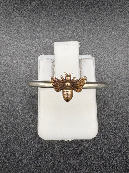 .925 Sterling Silver Bumblebee Ring – 1g – Size 7