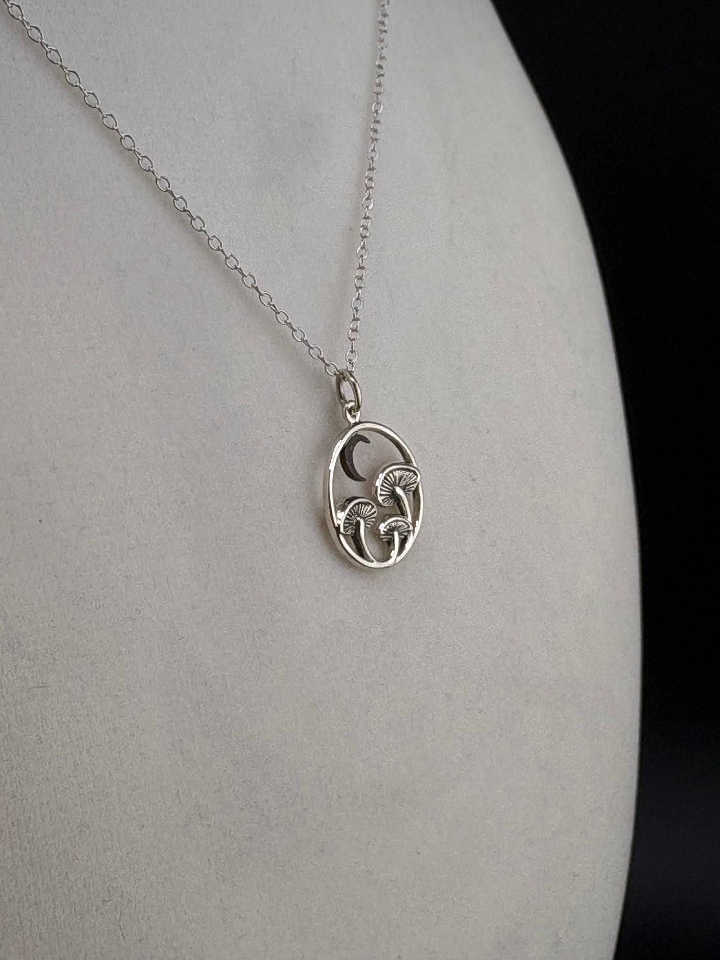 .925 Sterling Silver Mushroom & Moon Pendant – 15.47mm / 1.5"