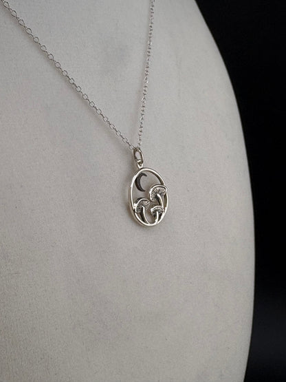 .925 Sterling Silver Mushroom & Moon Pendant – 15.47mm / 1.5"