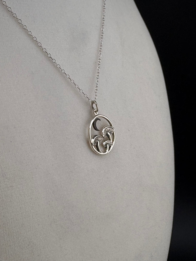 .925 Sterling Silver Mushroom & Moon Pendant – 15.47mm / 1.5"