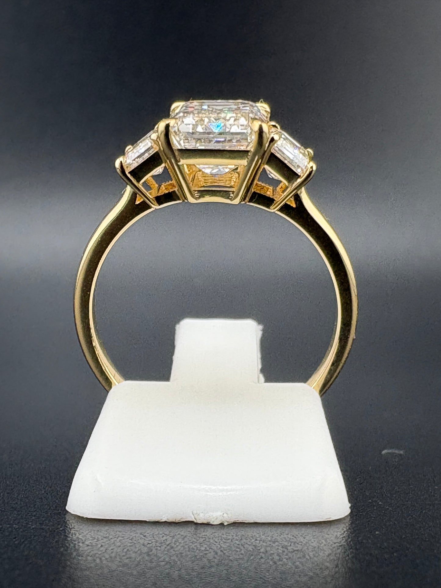 14K Solid Gold 2.02 CTW Emerald Cut Ring – Size 5.75