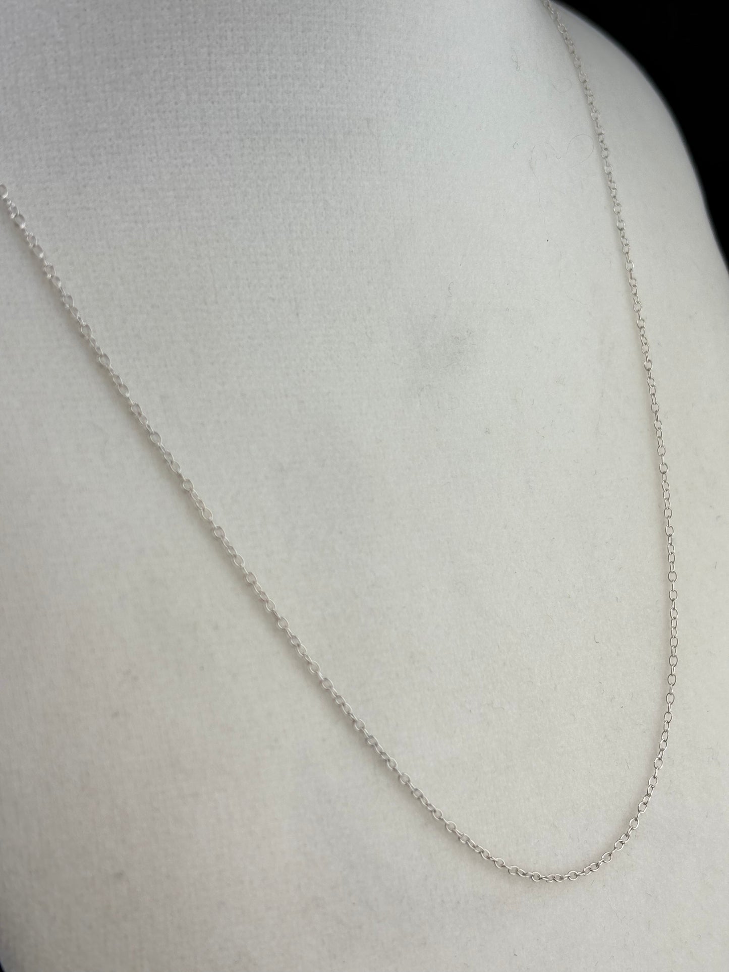 .925 Sterling Silver Cable Chain Necklace – 0.57mm / 18"