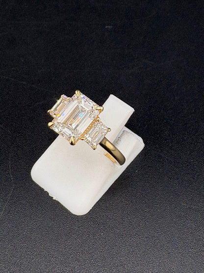 14K Solid Gold 2.02 CTW Emerald Cut Ring – Size 5.75